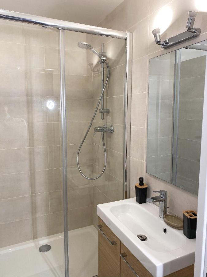 Luxueux Appartement Evry Centre - Parking - Rer A 10 Min Courcouronnes Экстерьер фото